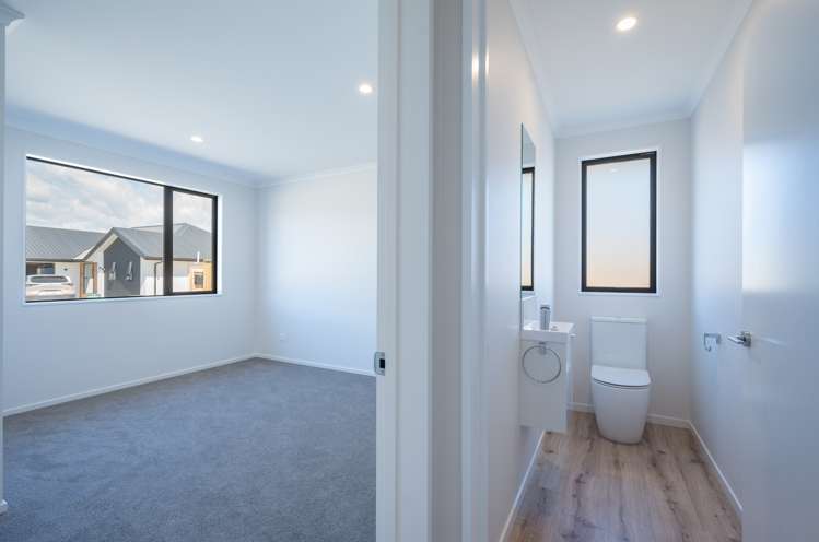 22 Woodley Road Richmond_19