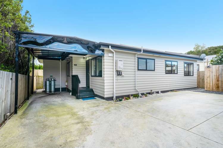 15b Crown Crescent Otara_12