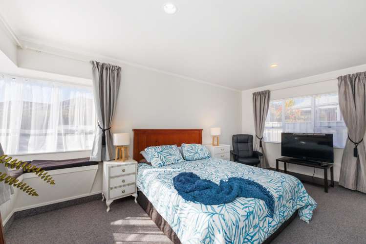 12 Lancewood Lane Roslyn_13