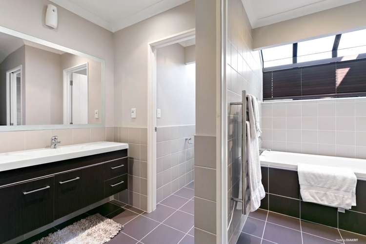 6 Khaleel Place Henderson_9