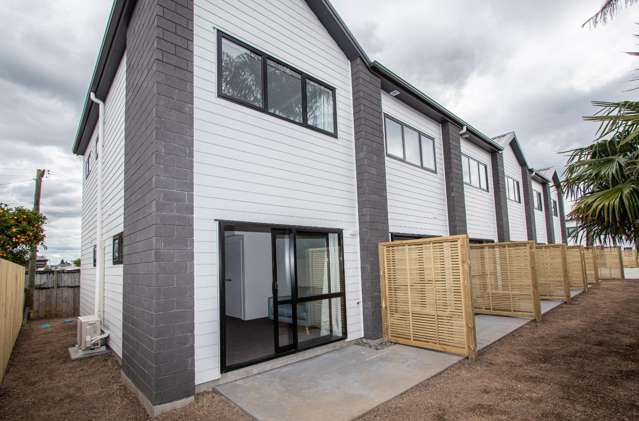 8/17 Lyon Street 1067_3