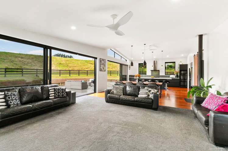 18A Niccone Place Bombay_7
