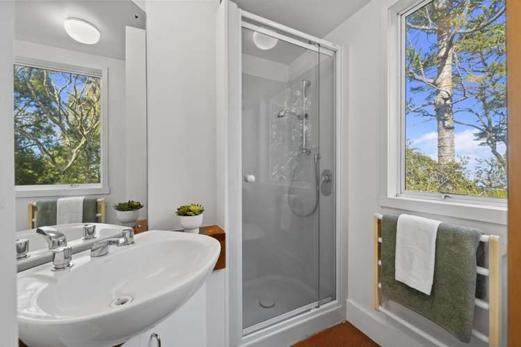 49 Park Road Titirangi_19