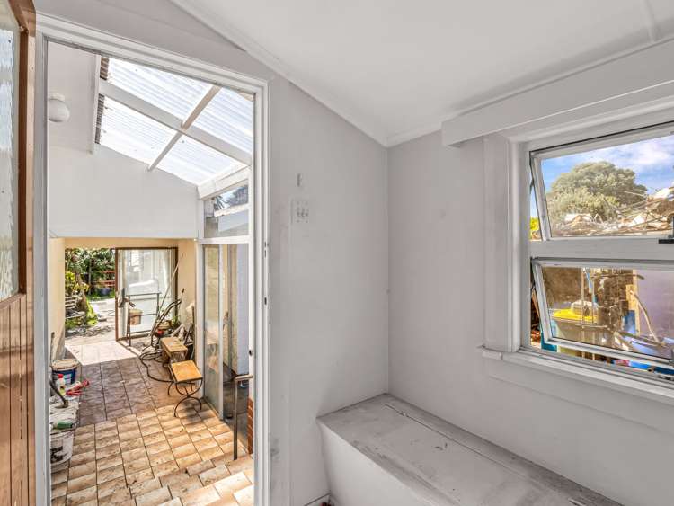 4 Suther Street Waverley_11