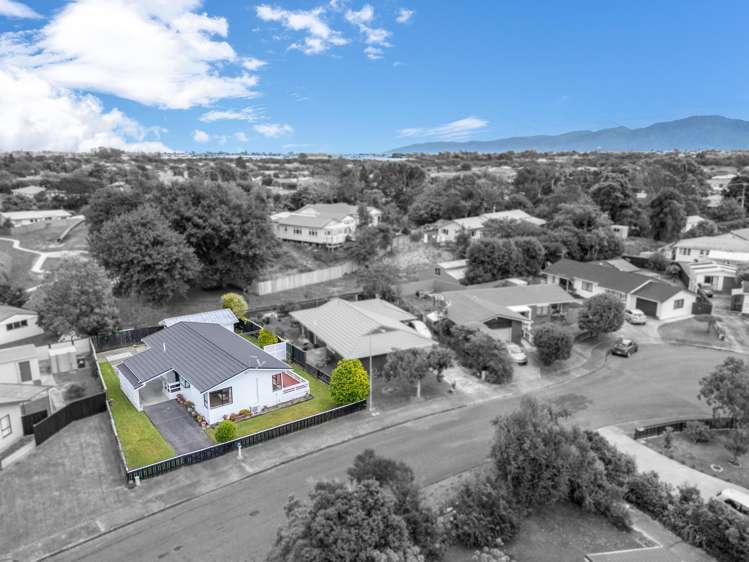 15 Atarau Grove Paraparaumu_19