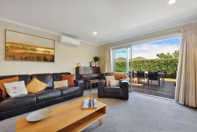 8 Childs Way Richmond_9