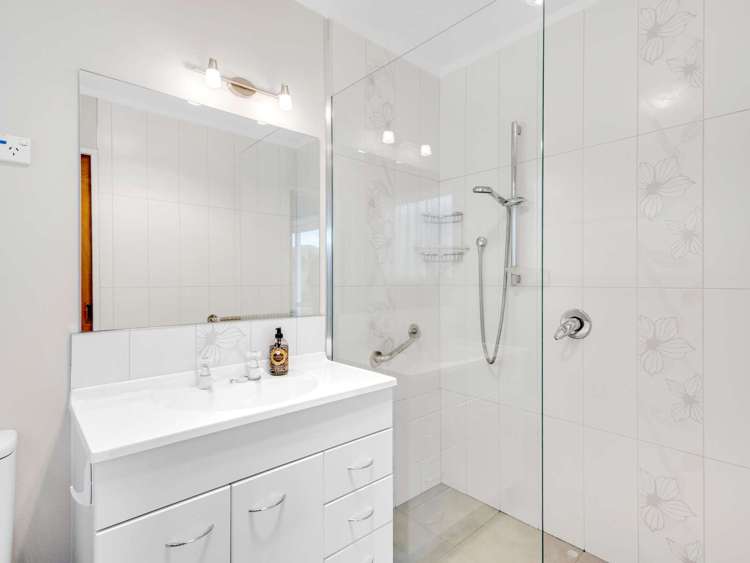 24 Webb Place Taradale_14