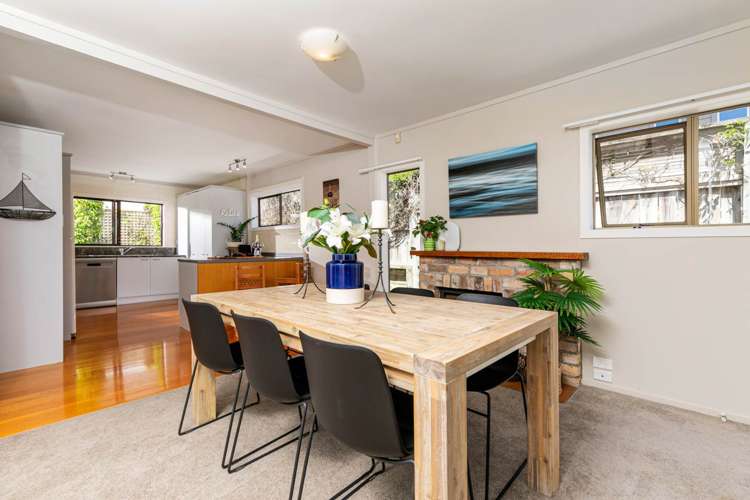 5 Beulah Avenue Rothesay Bay_32