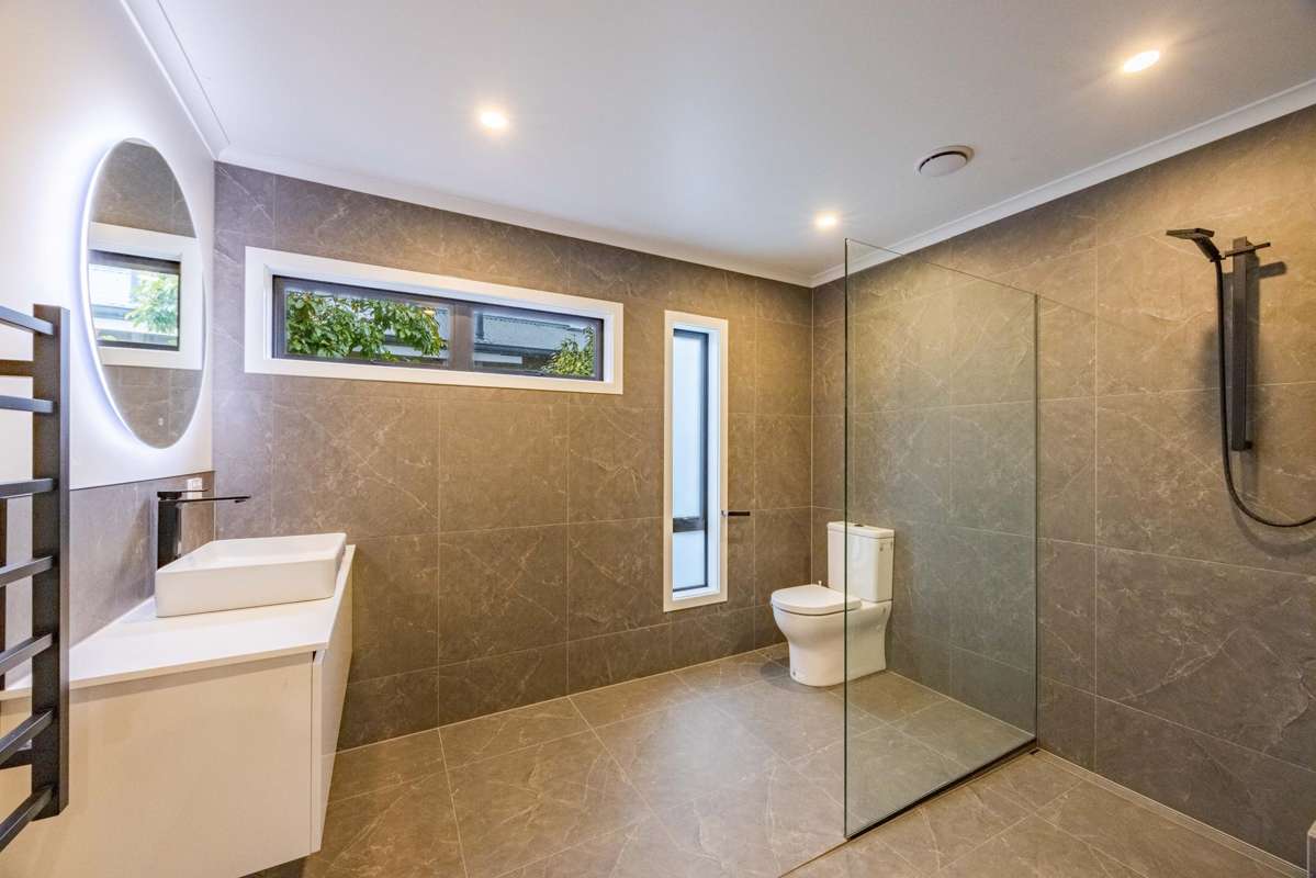 8 Holyrood Terrace_5