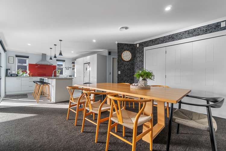 7 Barrington Drive Huntington_5