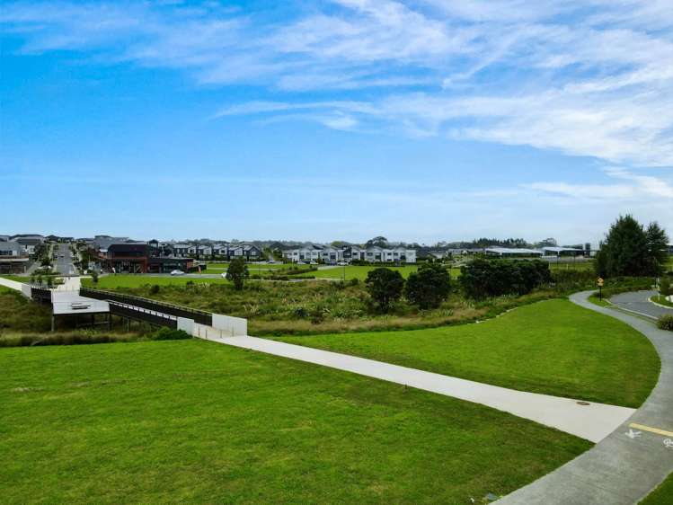 2/75 Te Taruna Drive_2