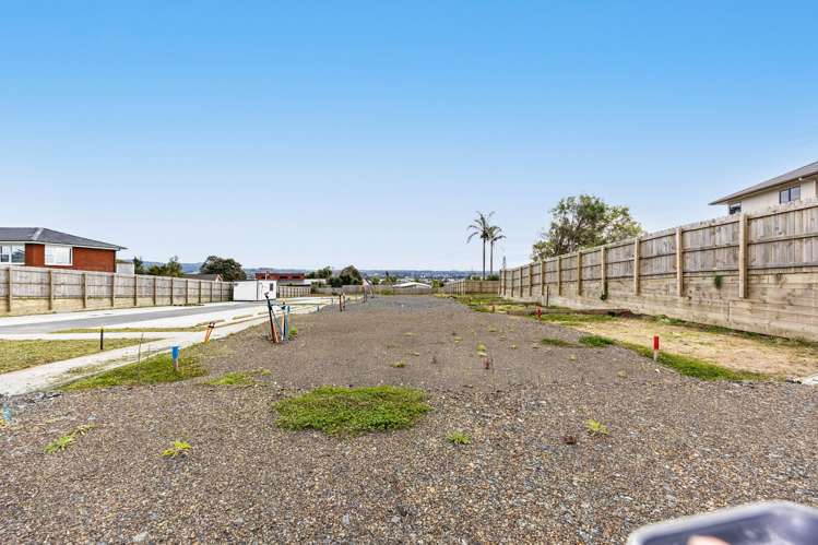 9 & 11 Sunhill Road and 101 & 103 Awaroa Road Henderson_16