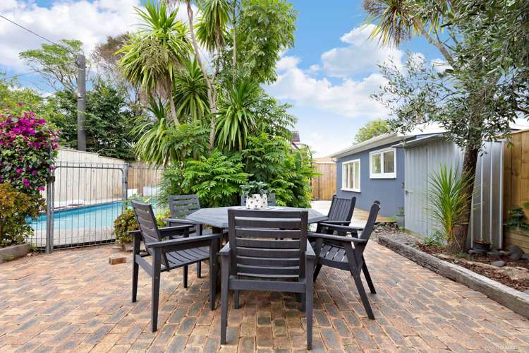 83 Atkinson Road Titirangi_17