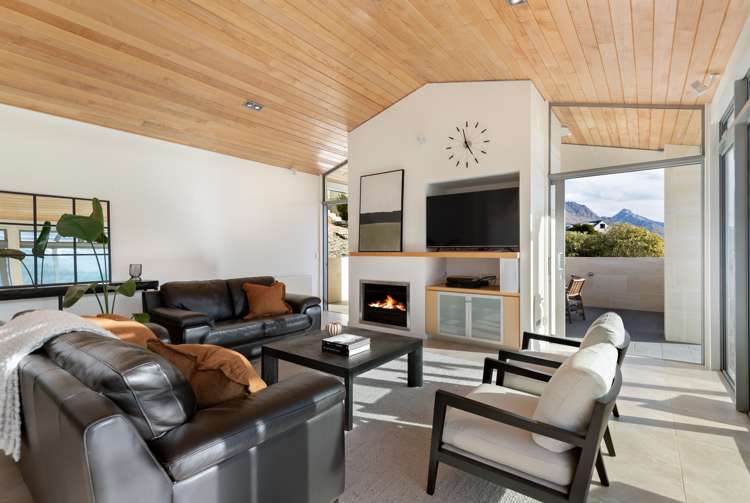 4 Elizabeth Place Kelvin Heights_8