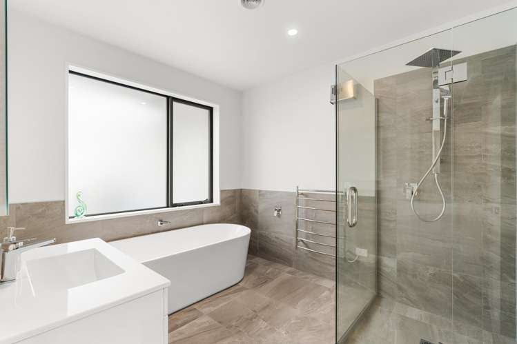 139 Springs Road Hornby_16