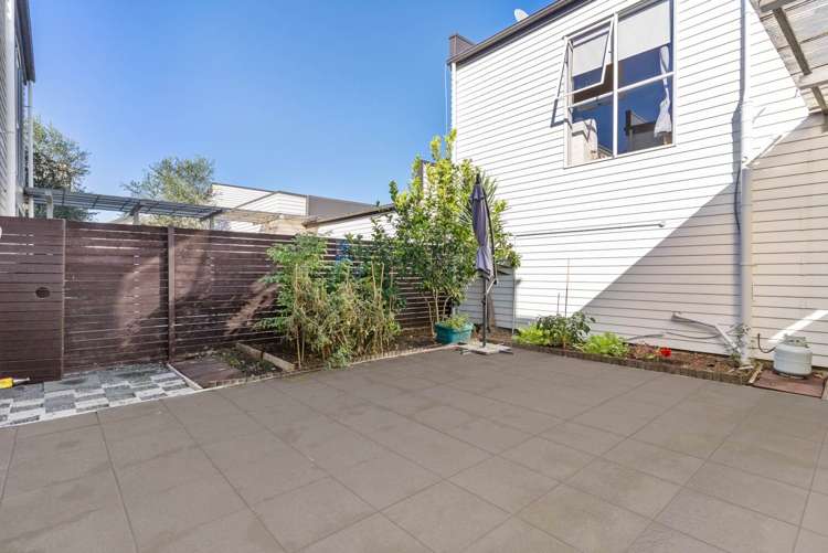 22 Zabeel Crescent Takanini_11