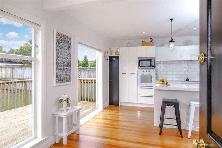 43 Coniston Avenue Te Atatu South_4