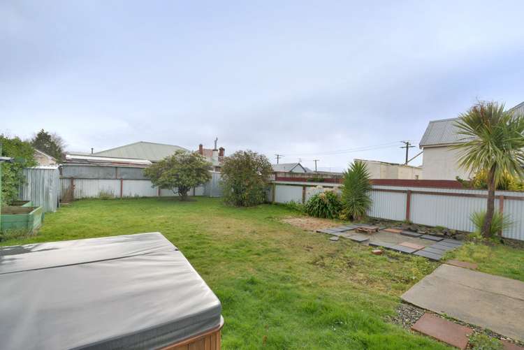 172 Macandrew Road South Dunedin_16