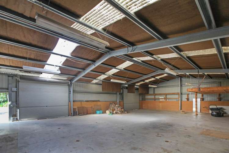 292 State Highway 16 Kumeu_25