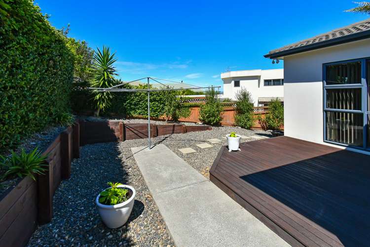 16 Lobelia Rise Goodwood Heights_19