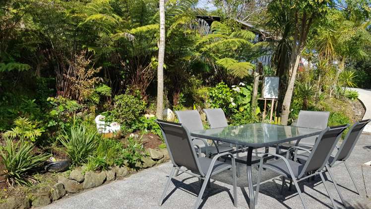 18 Hobbs Road Matakatia_24