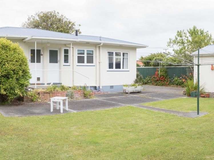 51 Peat Street Wanganui Central_12