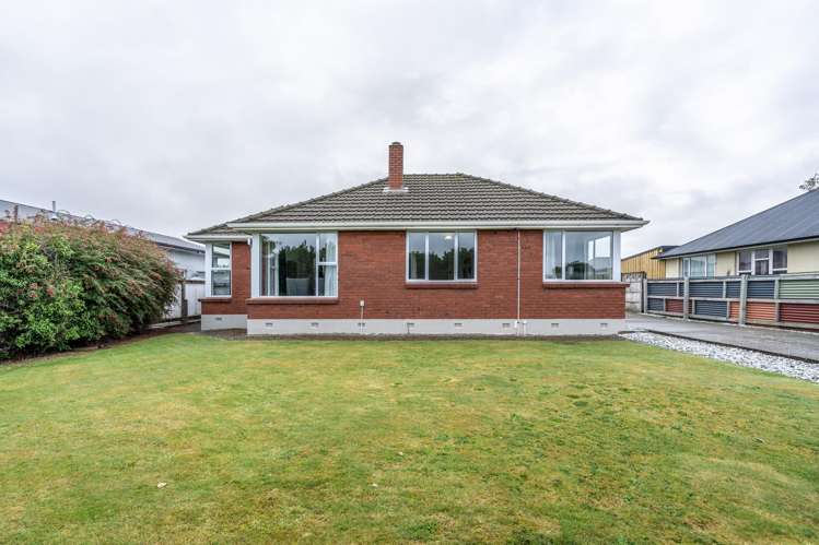 82 Saturn Street Strathern_19