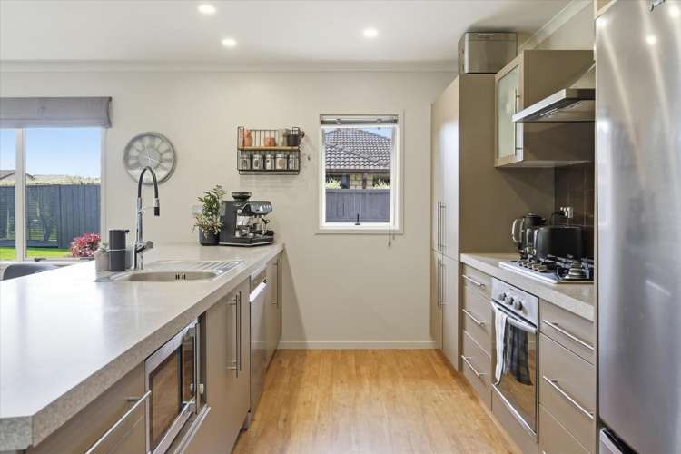 25 Glenmonarch Place Pyes Pa_6