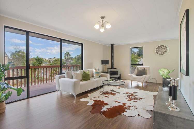 17 Thalia Place Totara Vale_15