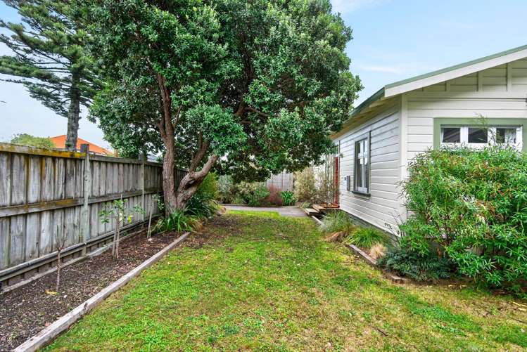 2 Ngaio Street Eastbourne_34