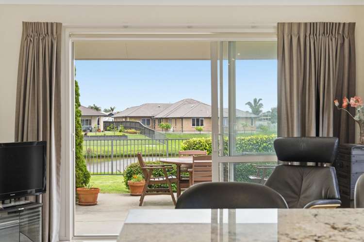 30 Tatahi Cove Papamoa_6