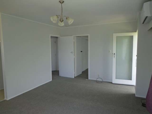 1/3 Finn Place Totara Vale_2