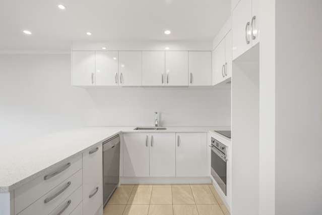 2/13 Crosher Place Silverdale_2