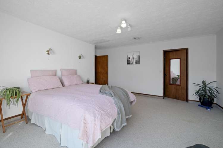 2 Kirk Lane Owhata_6