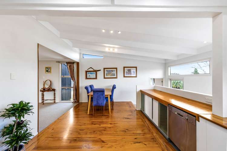 65 Royal Road Massey_6