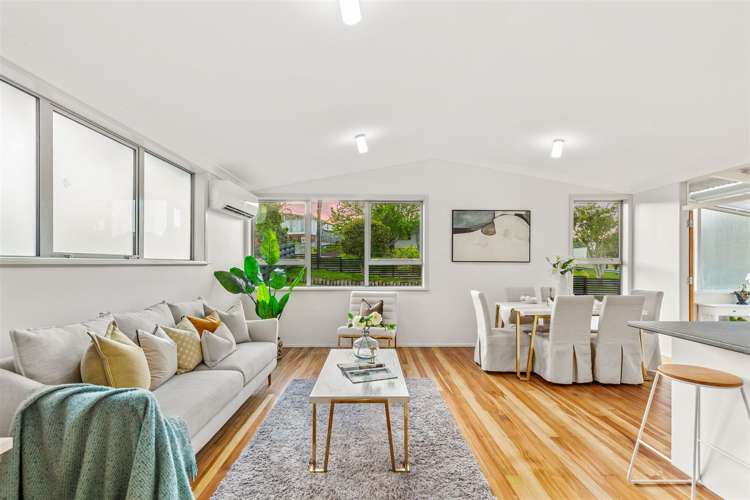 18 Waimumu Road Massey_9