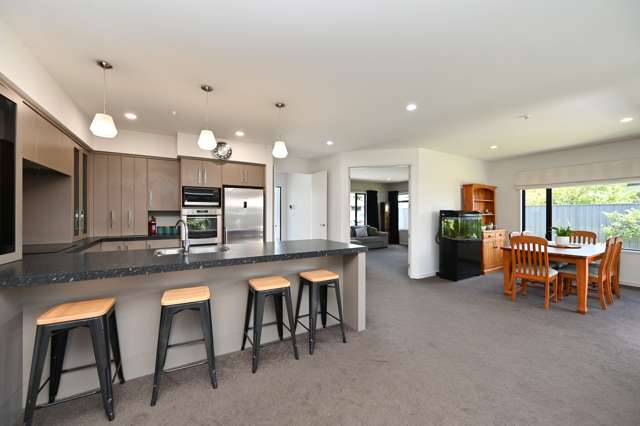 7 Milford Place Poraiti_1