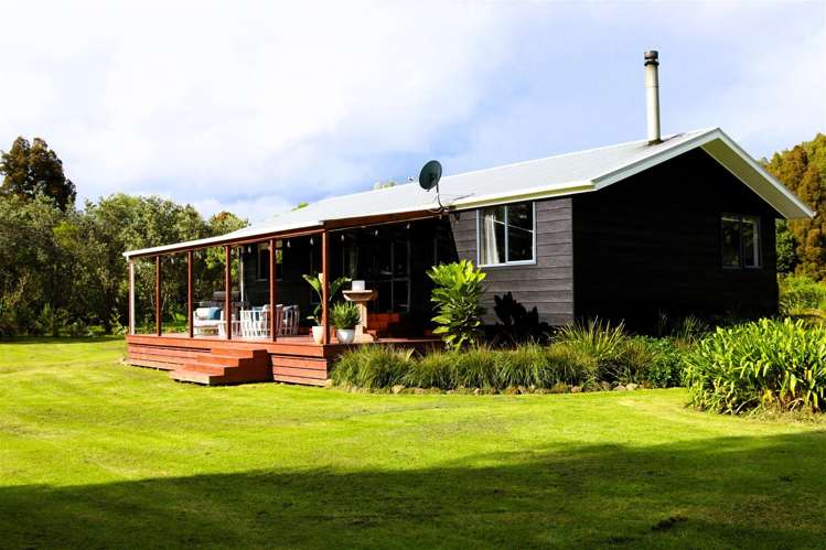 742a Tara road Mangawhai_5