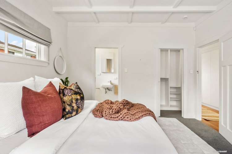 88 Owairaka Avenue Mount Albert_9