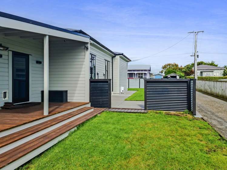 42 Collins Street Hawera_21