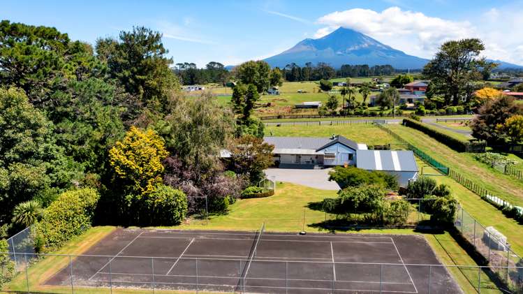 15 Fairbank Avenue Stratford_17