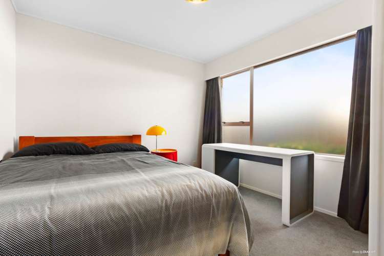 1/14 Howlett Street Waterview_10