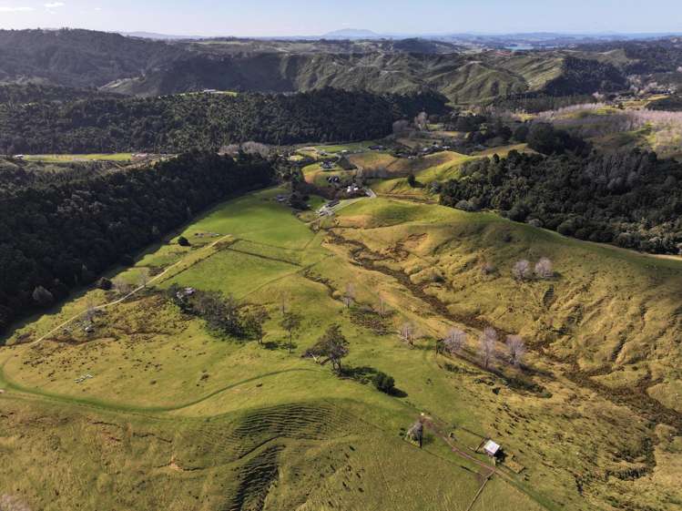 77 Remiger Road Puhoi_14