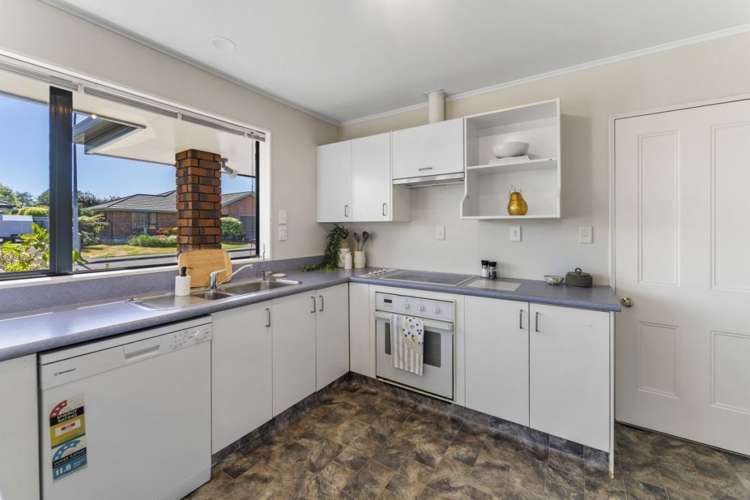 13 Ashbury Street Stoke_10