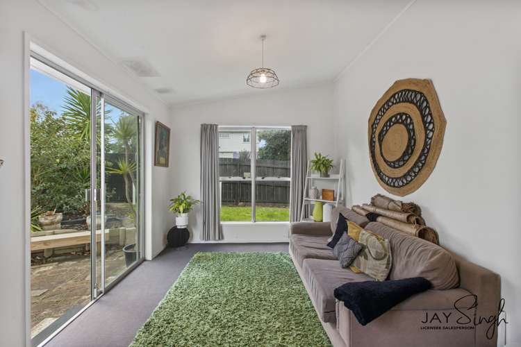 1 Elmwood Place Manurewa_10