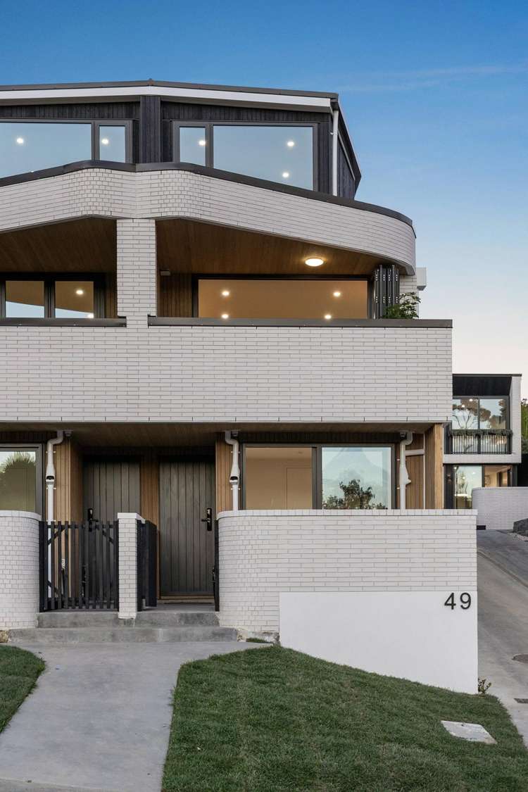 2/49 Stredwick Drive Torbay_10
