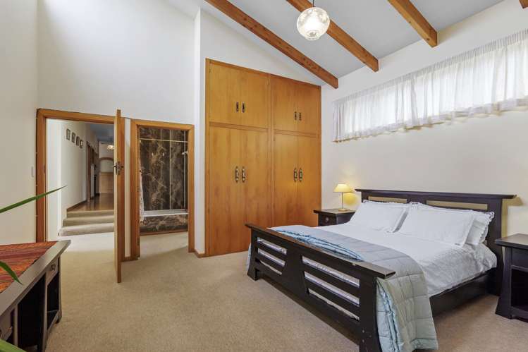 42 School Road Yaldhurst_11