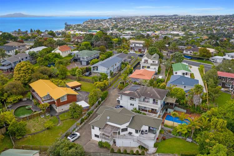 2/10 Firth Road Torbay_18