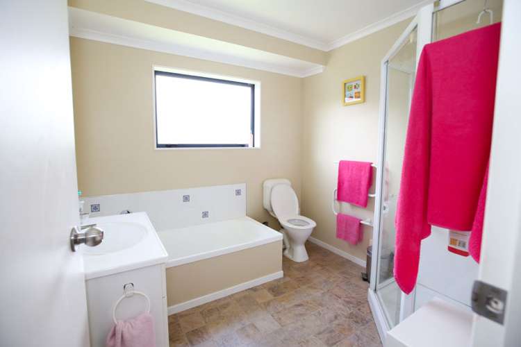 28 Komokoriki Hill Road Makarau_11