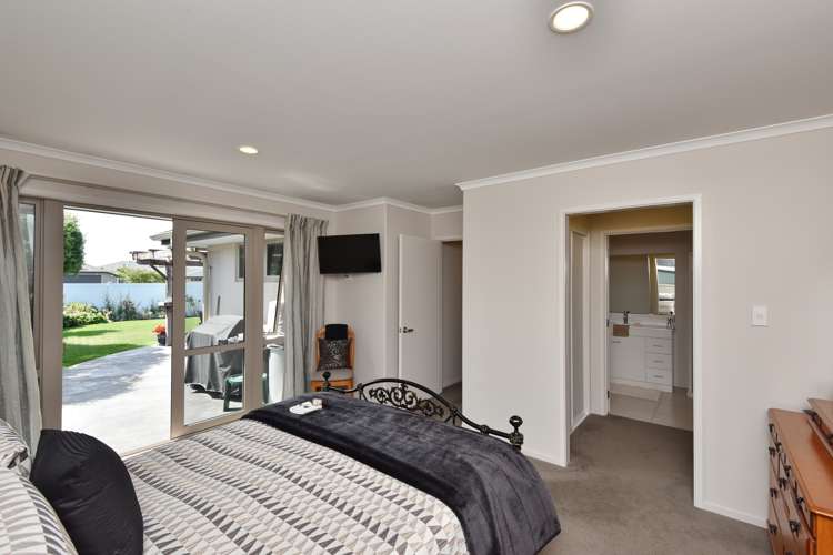 12 Saint Keverne Close Burwood_10